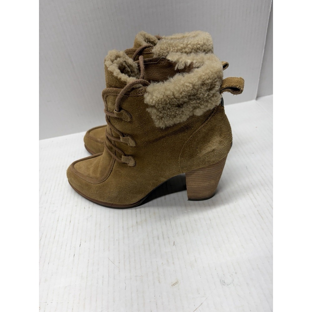 UGG Australia Women's Analise Sz 10 Shearling Cuff Ankle Boots Beige Nubuck EUC